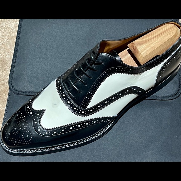 BALLY Black/White Leather Wing Tipped Dress Shoes--Size 9.5 main image 6